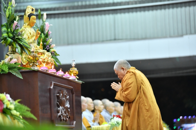 HVPGVN tại TP. HCM: Đêm thắp nến tri ân Thầy Cô và cầu nguyện thế giới an bình