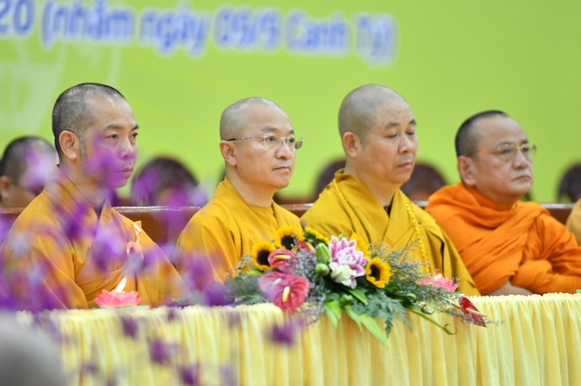 HVPGVN tại TP. HCM: Đêm thắp nến tri ân Thầy Cô và cầu nguyện thế giới an bình