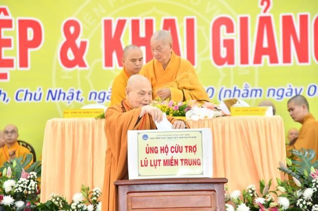 Trang nghiêm Lễ Tốt nghiệp và Tổng khai giảng tại HVPGVN tại TP. HCM