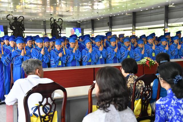 Trang nghiêm Lễ Tốt nghiệp và Tổng khai giảng tại HVPGVN tại TP. HCM