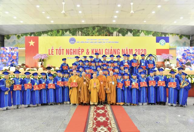 Trang nghiêm Lễ Tốt nghiệp và Tổng khai giảng tại HVPGVN tại TP. HCM