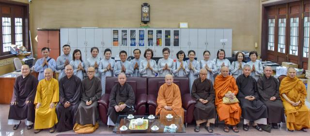 Viện Nghiên cứu Phật học Việt Nam: Lễ ra mắt ấn bản Kinh Trường bộ và Kinh Trung bộ