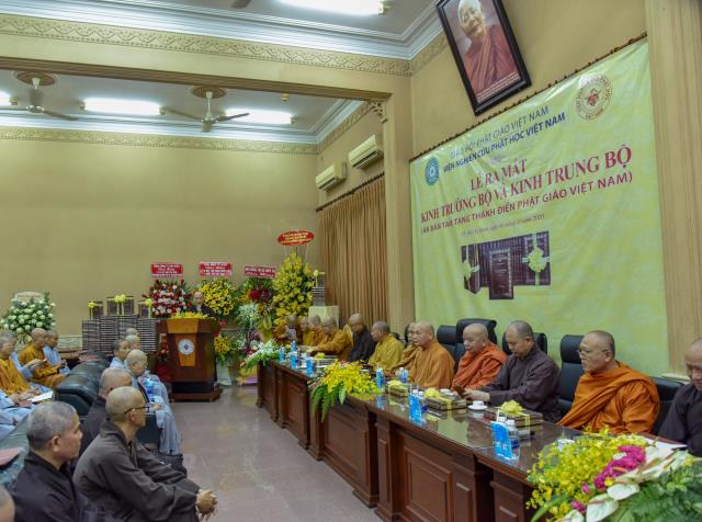 Viện Nghiên cứu Phật học Việt Nam: Lễ ra mắt ấn bản Kinh Trường bộ và Kinh Trung bộ