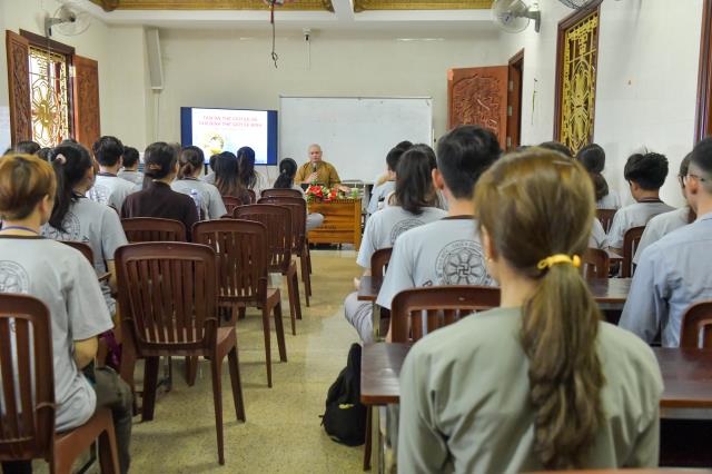 TP. HCM: Tiếp thêm sức mạnh qua khóa tu tuổi trẻ