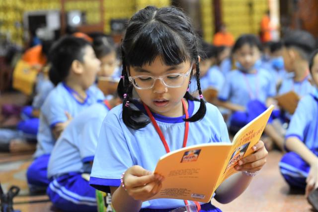Về chùa, ươm mầm những ước mơ