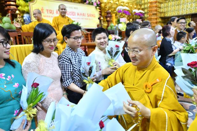 Chùa Giác Ngộ tổ chức Lễ tri ân người Thầy khai sáng nhân dịp 20/11
