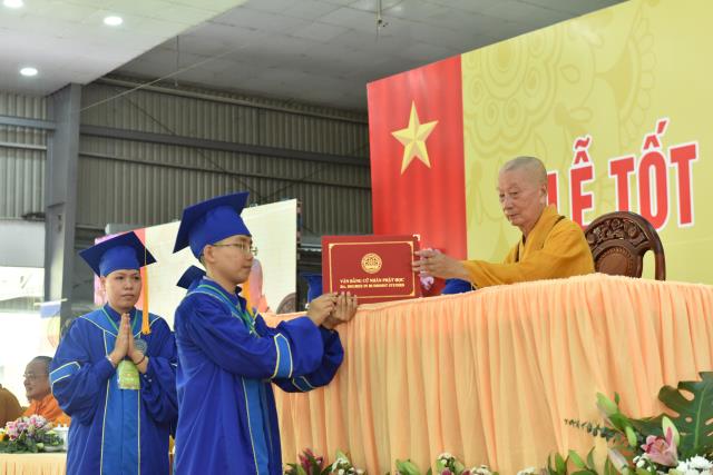 Trang nghiêm Lễ Tốt nghiệp và Tổng khai giảng tại HVPGVN tại TP. HCM