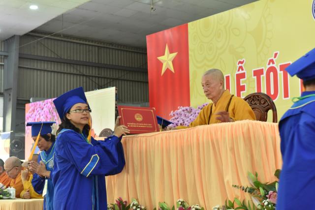 Trang nghiêm Lễ Tốt nghiệp và Tổng khai giảng tại HVPGVN tại TP. HCM