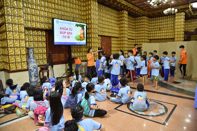 Búp sen từ bi - Lớp học đạo đức Phật giáo