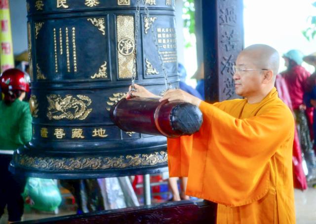 HVPGVN tại TP. HCM tặng 1000 phần quà cho bà con tại Hà Tĩnh