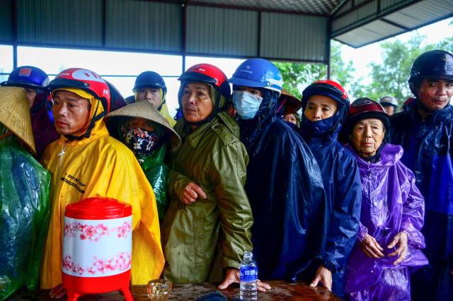 HVPGVN tại TP. HCM tặng 1000 phần quà cho bà con tại Hà Tĩnh