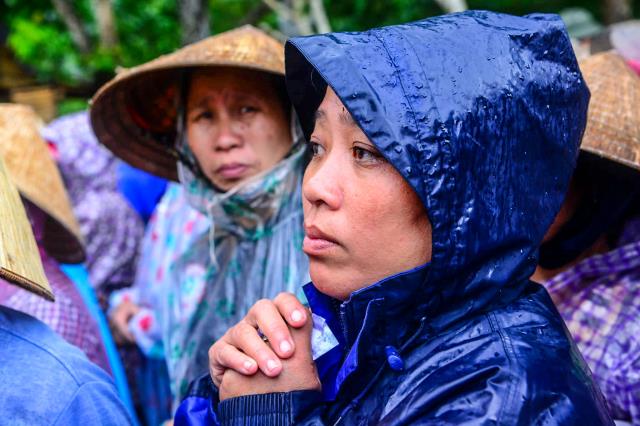 Quảng Bình: HVPGVN tại TP. HCM trao tặng hơn 800 phần quà cho bà con vùng lũ