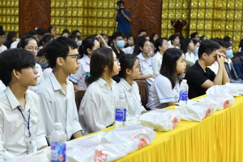Tổng Kết Chương Trình Học Bổng Đạo Phật Ngày Nay 2020  (C258)  (Dành Cho Quý Tăng Ni Thuộc Tăng Đoàn Chùa Giác Ngộ Và Sinh Viên Các Trường Đại Học, Cao Đẳng Tại Tp. HCM)