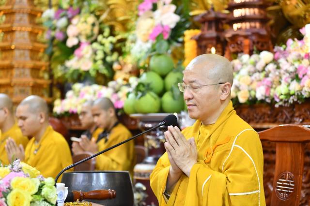 Thiêng liêng &amp; ấm áp, Lễ tưởng niệm Đức Phật nhập Niết-bàn và mừng Ngày Tiếp nối lần thứ 53 của TT. Nhật Từ