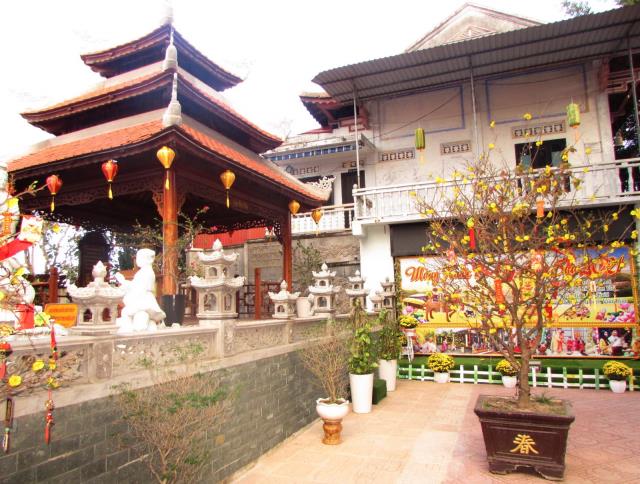 Chiều về trên chùa núi cao