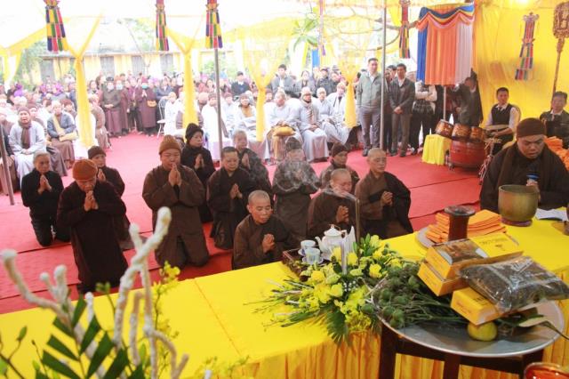 Thái Bình: Lễ nhập kim quan NT.Thích Đàm Niệm
