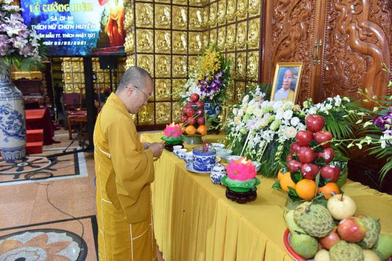 Trang nghiêm Lễ Tưởng niệm thân mẫu TT. Thích Nhật Từ