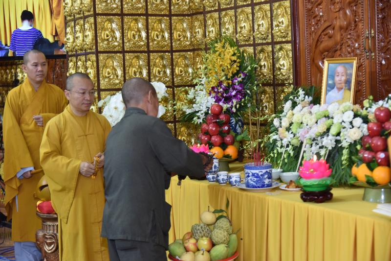 Trang nghiêm Lễ Tưởng niệm thân mẫu TT. Thích Nhật Từ