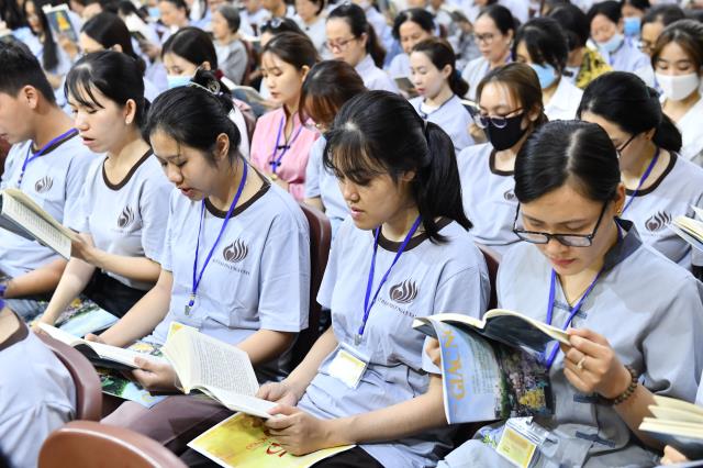 Khóa tu Tuổi Trẻ Hướng Phật: Vì sao không được hạnh phúc?