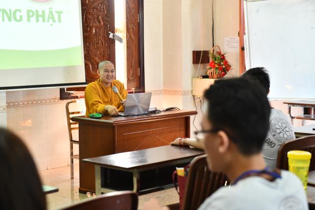 Khóa tu Tuổi Trẻ Hướng Phật: Vì sao không được hạnh phúc?