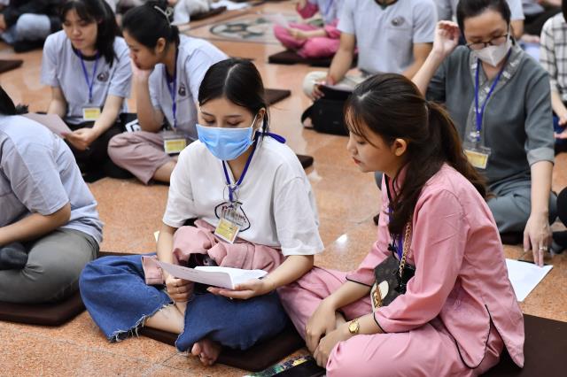 Khóa tu Tuổi Trẻ Hướng Phật: Vì sao không được hạnh phúc?