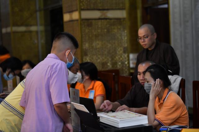 TP.HCM: Hơn 700 thiện nam, tín nữ quy y nhân kỷ niệm Phật thành đạo (08-12 AL)