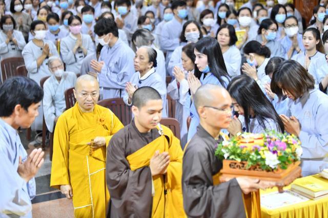 TP.HCM: Hơn 700 thiện nam, tín nữ quy y nhân kỷ niệm Phật thành đạo (08-12 AL)