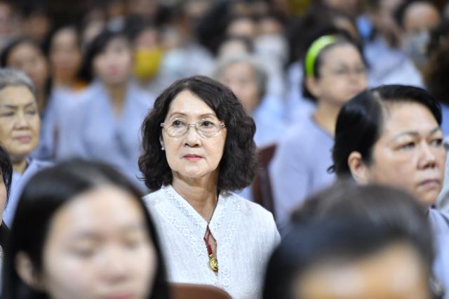 TP.HCM: Hơn 1000 người tham dự Lễ Phật thành đạo tại chùa Giác Ngộ