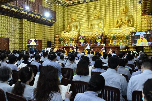 Khóa tu Ngày An Lạc: Trí tuệ làm nên sự tự tin