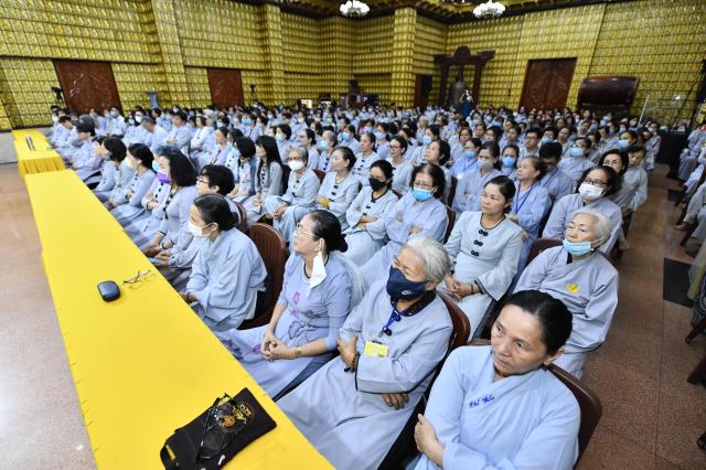 Khóa tu Ngày An Lạc: Trí tuệ làm nên sự tự tin