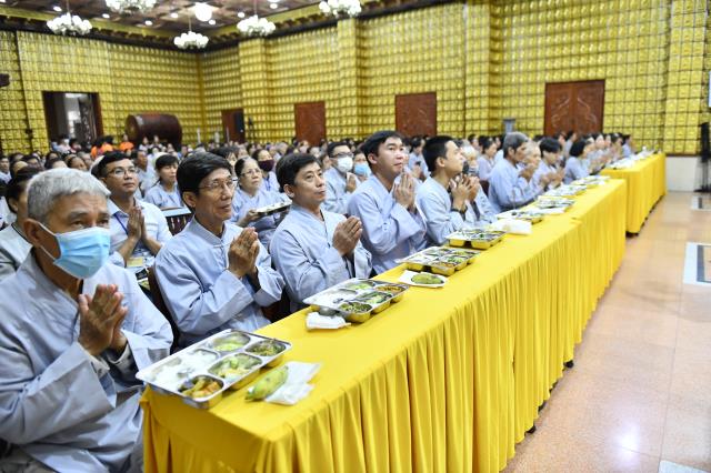 Khóa tu Ngày An Lạc: Trí tuệ làm nên sự tự tin