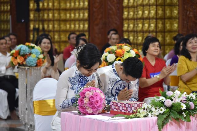 Chùa Giác Ngộ: Hôn lễ dưới đài sen của đôi uyên ương Văn Sơn và Bạch Thảo
