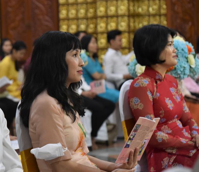 Chùa Giác Ngộ: Hôn lễ dưới đài sen của đôi uyên ương Văn Sơn và Bạch Thảo