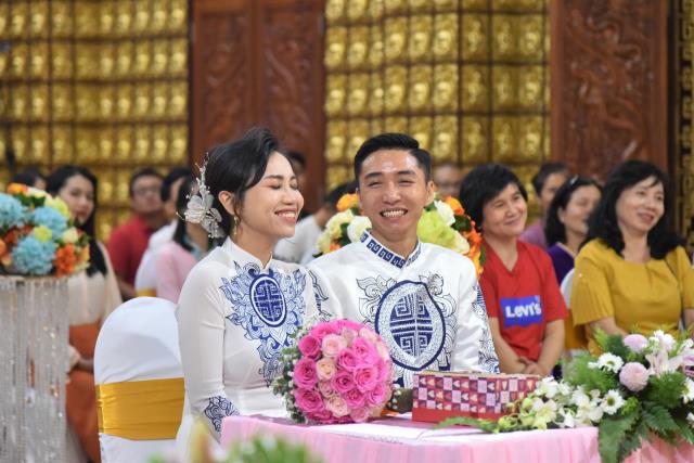Chùa Giác Ngộ: Hôn lễ dưới đài sen của đôi uyên ương Văn Sơn và Bạch Thảo