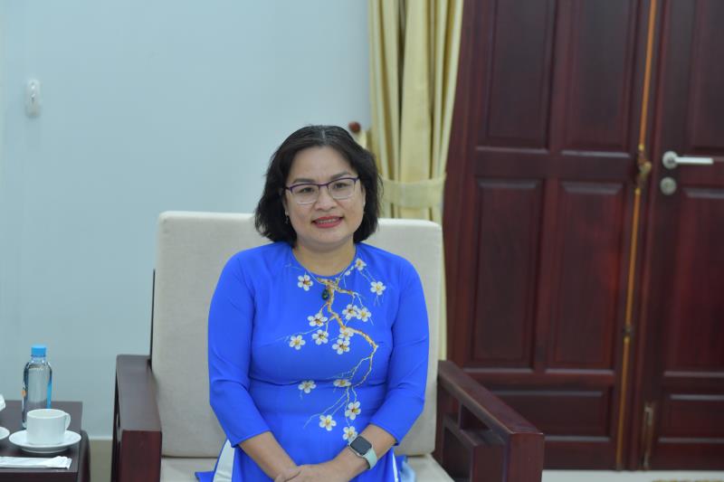 Phái đoàn trường Đại học Khoa học xã hội &amp; Nhân văn thăm và chúc tết tại Học viện Phật giáo Việt Nam tại Tp.HCM