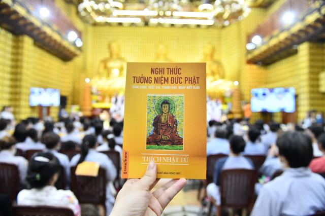 Chùa Giác Ngộ: Đêm hoa đăng nhân kỷ niệm Ngày Thái tử Tất-đạt-đa xuất gia