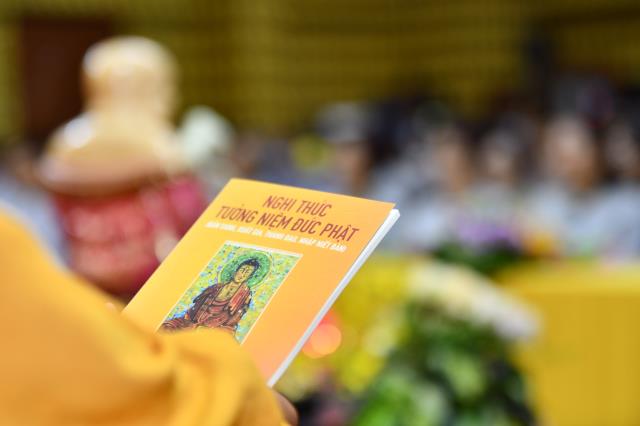 Chùa Giác Ngộ: Đêm hoa đăng nhân kỷ niệm Ngày Thái tử Tất-đạt-đa xuất gia