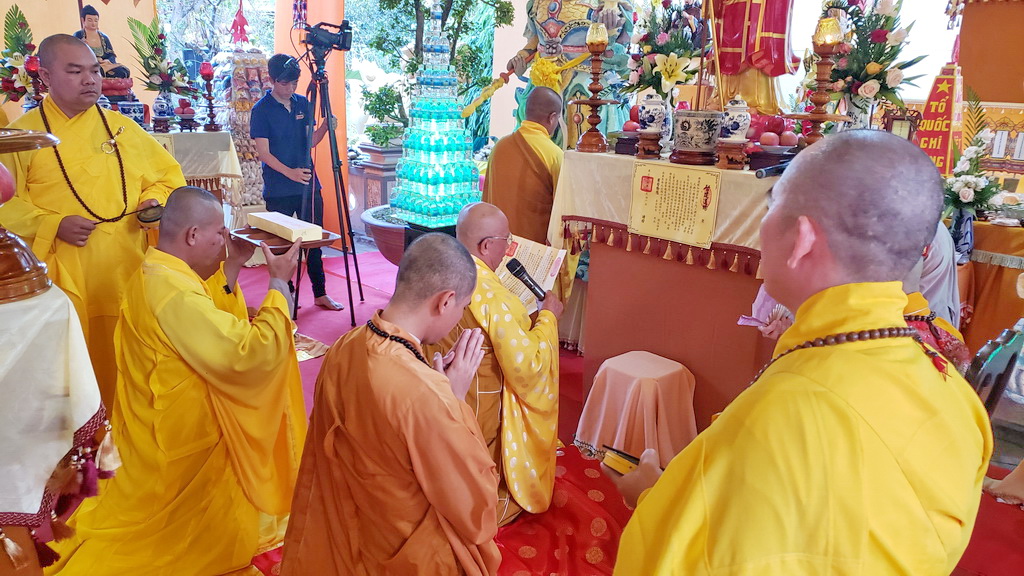 Lễ bách nhật trai tuần HT.Thích Ngộ Tánh