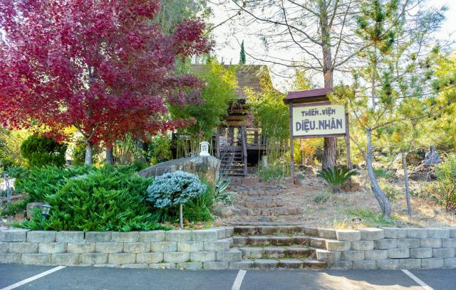 Thiền viện Diệu Nhân Rescue, California, Hoa Kỳ