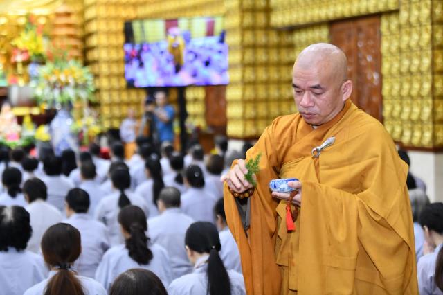 TP.HCM: Gần 170 hành giả tham dự khóa tu Xuất Gia Gieo Duyên tại chùa Giác Ngộ