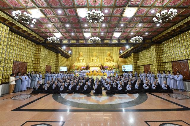 TP.HCM: Gần 170 hành giả tham dự khóa tu Xuất Gia Gieo Duyên tại chùa Giác Ngộ