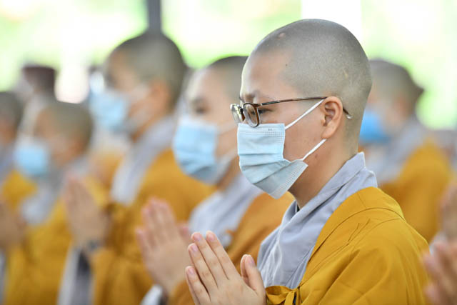 Trang nghiêm Lễ tắm Phật tại Học viện Phật giáo Việt Nam tại TP.HCM