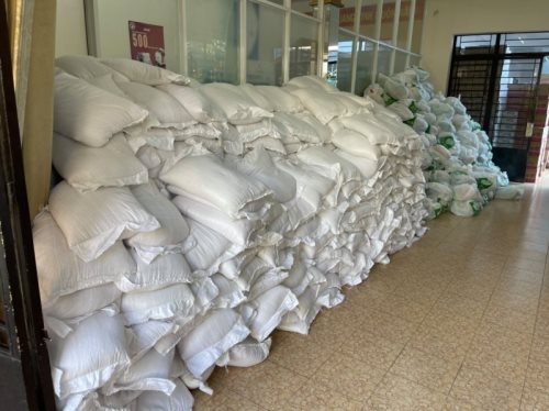 Quỹ ĐPNN Chia Sẻ 10 Tấn Gạo Và 10 Tấn Khoai Với Người Dân Quận Gò Vấp Và Quận 12 Trong Thời Gian Giãn Cách Xã Hội Do Dịch Covid-19