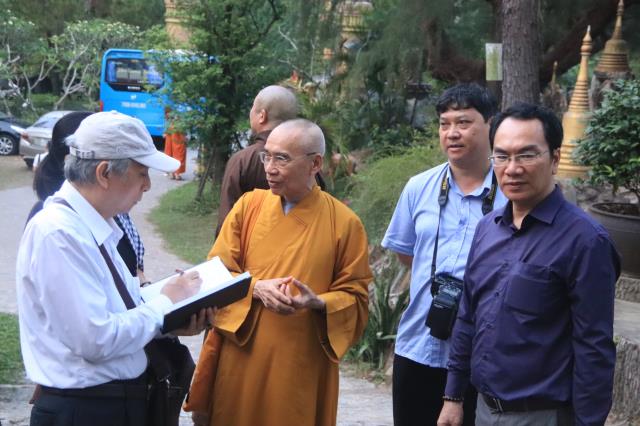 BAN VĂN HÓA TRUNG ƯƠNG KHẢO SÁT THỰC ĐỊA TẠI HUẾ ĐỀ ÁN DI SẢN VÀ KIẾN TRÚC