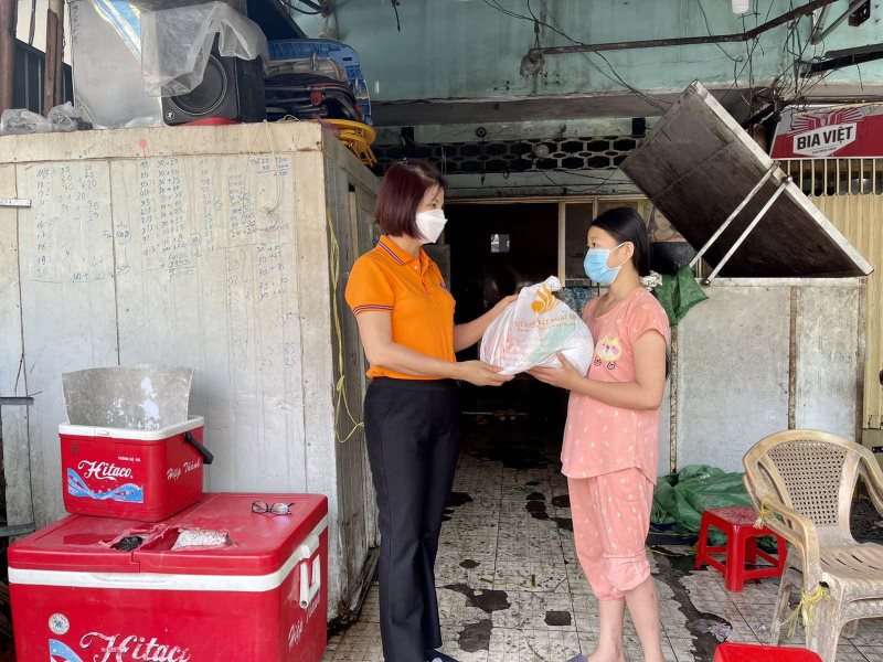 Quỹ Đạo Phật Ngày Nay Trao Tặng 600 Phần Quà Cho Trẻ Em Nhân Ngày Quốc Tế Thiếu Nhi