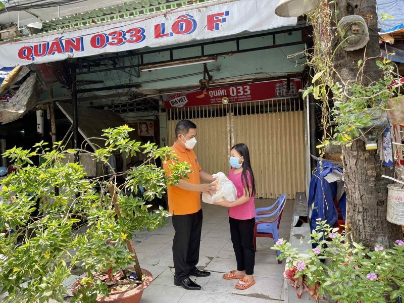 Quỹ Đạo Phật Ngày Nay Trao Tặng 600 Phần Quà Cho Trẻ Em Nhân Ngày Quốc Tế Thiếu Nhi