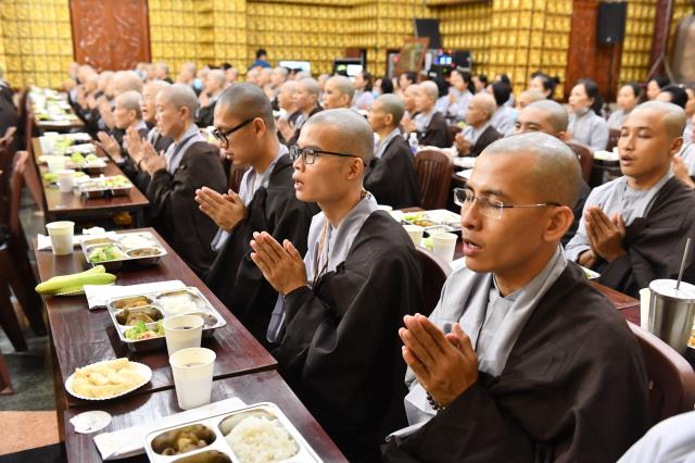 Chùm ảnh: Nhìn lại khóa tu Xuất Gia Gieo Duyên lần 8 tại chùa Giác Ngộ