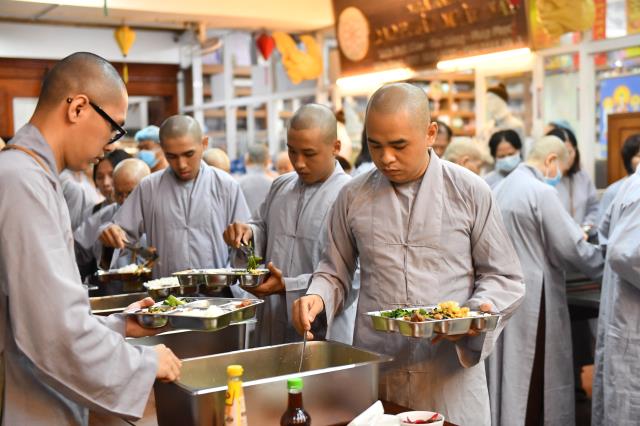 Chùm ảnh: Nhìn lại khóa tu Xuất Gia Gieo Duyên lần 8 tại chùa Giác Ngộ