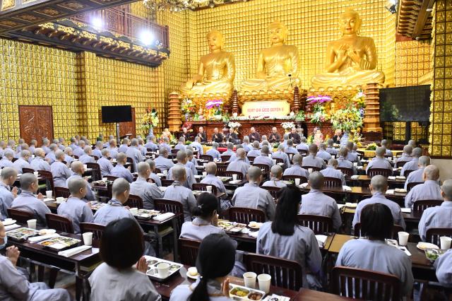Chùm ảnh: Nhìn lại khóa tu Xuất Gia Gieo Duyên lần 8 tại chùa Giác Ngộ