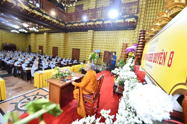 “Chai thuốc uống” - Một bài giảng hài hước của HT. Bửu Chánh